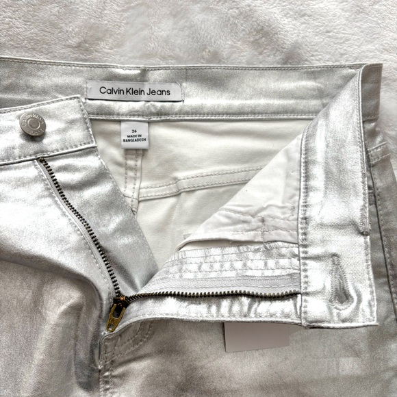 CALVIN KLEIN Metallic Silver Mini Skirt--NWT--26 - Picture 5 of 16
